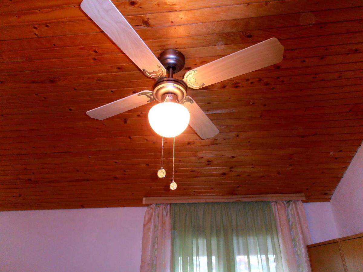 Pansion Danijela Otel Rogoznica  Oda fotoğraf